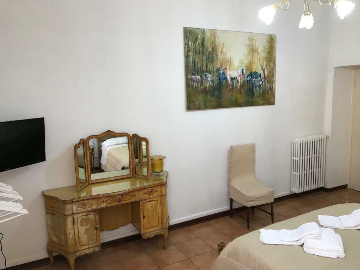 Albergo Antica Lanterna Castelnuovo di Garfagnana Eksteriør billede